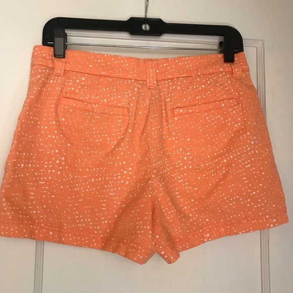 Cute shorts!! - Picture 2 of 3